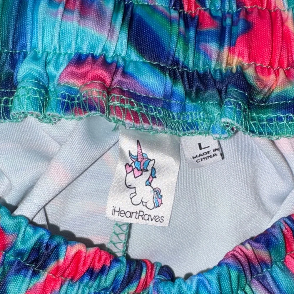 #84 Neon Blue Tie-Dye Shorts men’s Large - Picture 4 of 5